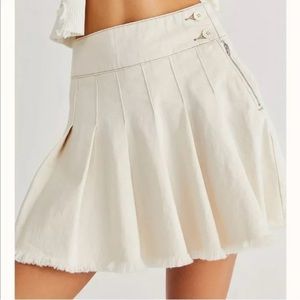 Free People Private Skool Pleated Mini Skirt Ivory Size 25